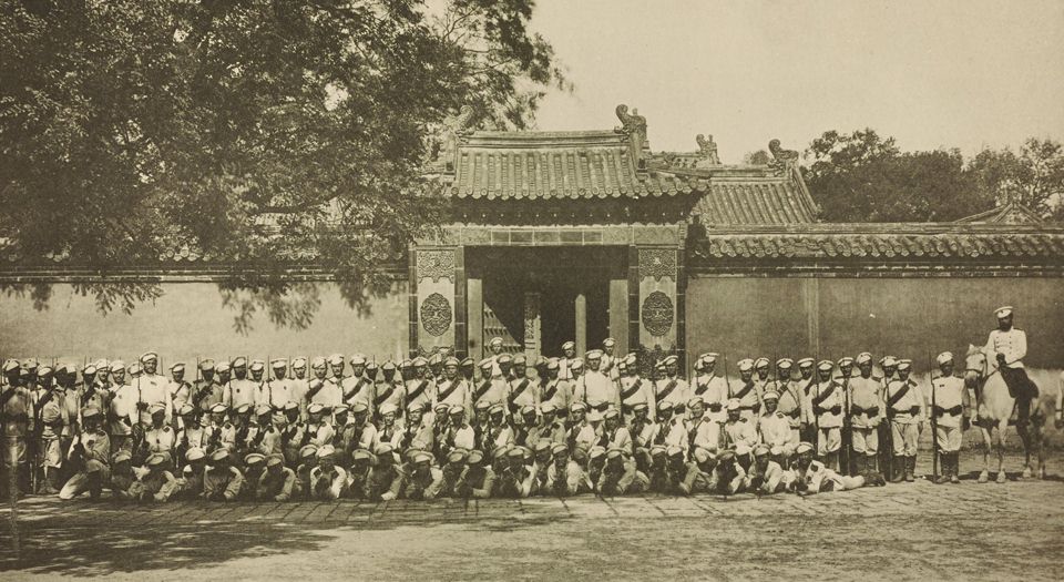 北清事变写真帖.Views of the North China affair.58帧.山本诚阳编.1901年东京出版