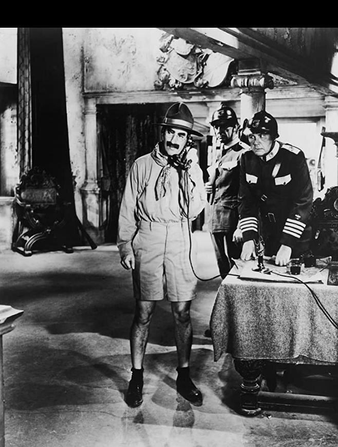 1933.鸭羹 黑白 中字 高清 美国喜剧歌舞 豆瓣7.1 Duck.Soup.D5.MiniSD-TLF