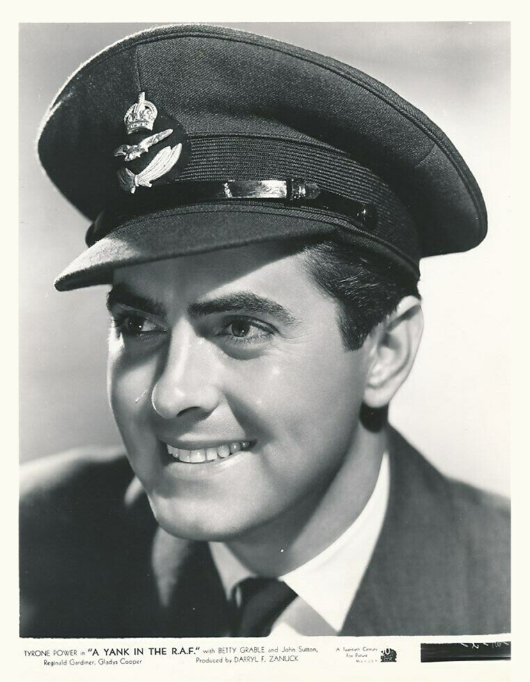 1943.紧急下潜 彩色 国语 美国爱情惊悚战争 高清 豆瓣7.2 Crash.Dive.HDTV.720p.x264