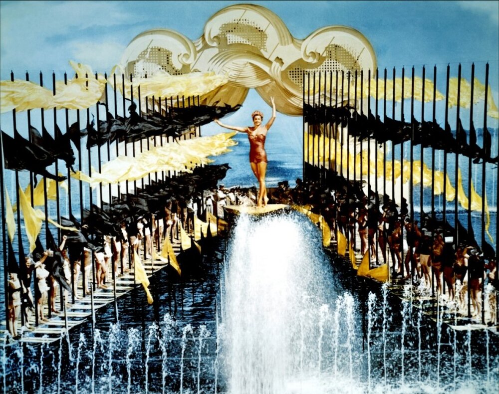 1944.出水芙蓉.彩色   国英双语 高清  美国喜剧歌舞 豆瓣8.5 Bathing.Beauty.DVDRip.X264.ac3