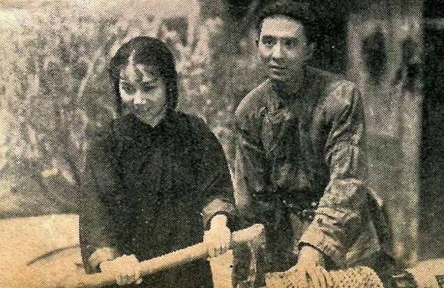 1950.武训传 黑白 高清 昆仑影业 豆瓣7.7 孙瑜执导 赵丹