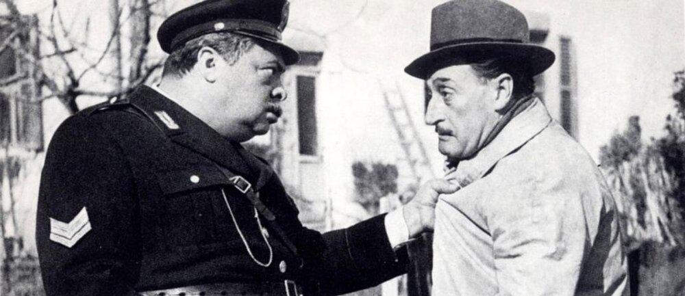 1951.警察与小偷 黑白中字 高清 意大利喜剧 豆瓣8.6 .Guardie.e.Ladri.DVDRip.XVid