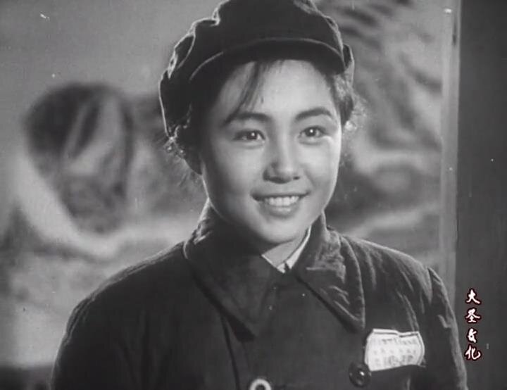 1951.姐姐妹妹站起来 黑白 清晰版  文华影业 豆瓣9.2