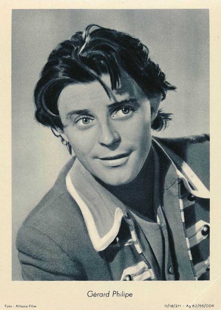 1952.花开骑士 彩色 国语 意法喜剧爱情 高清 豆瓣7.3 Fanfan la Tulipe
