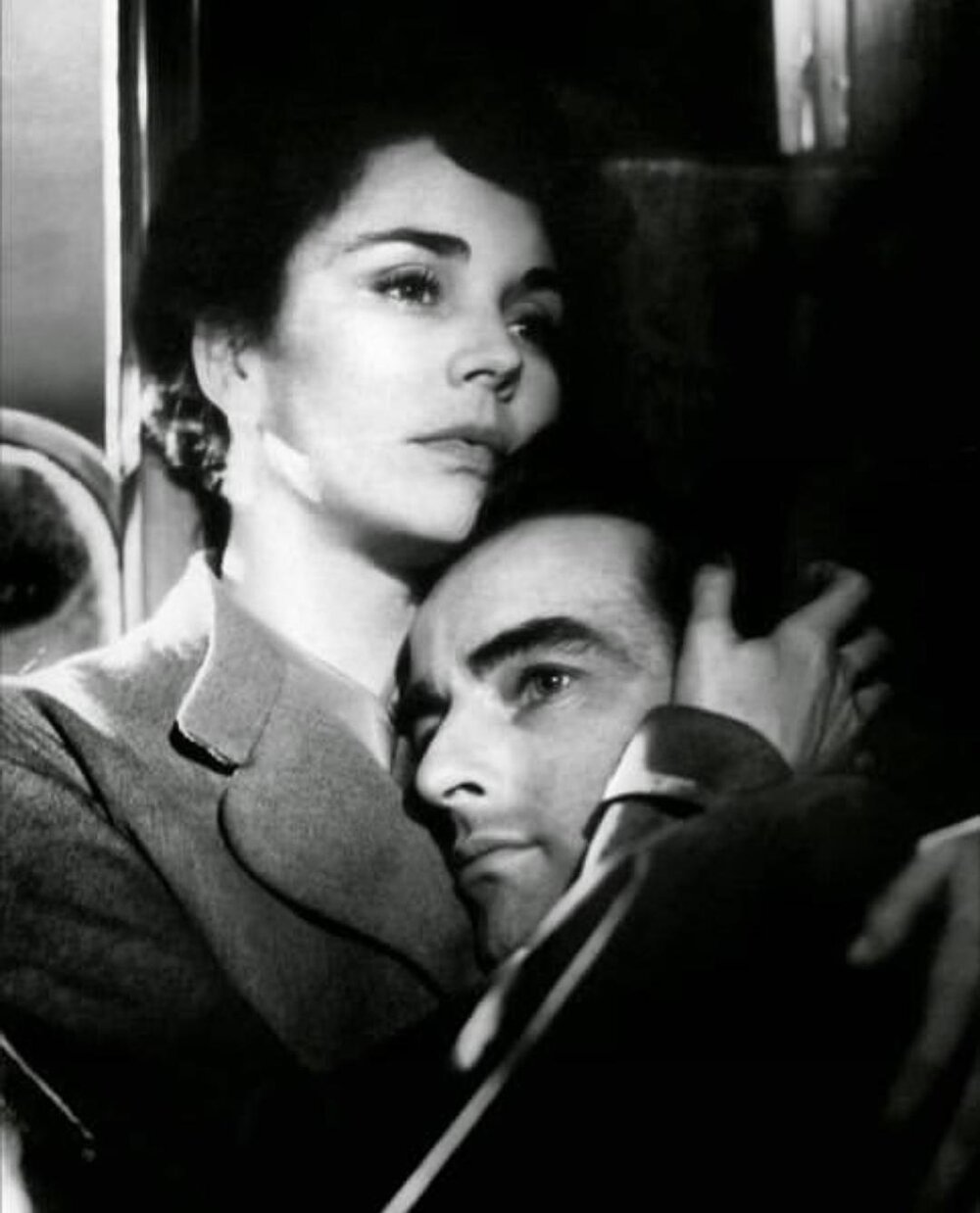 1953.终站.黑白中字 高清 意美爱情 豆瓣7.2 Stazione.Termini.D9.MiniSD-TLF