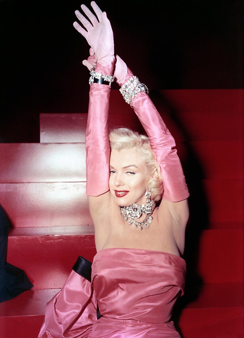 1953.绅士爱美人 彩色 中字 美国喜剧歌舞 高清 豆瓣8.0 Gentlemen.Prefer.Blondes.BluRay.720p.x264.AC3-CMCT