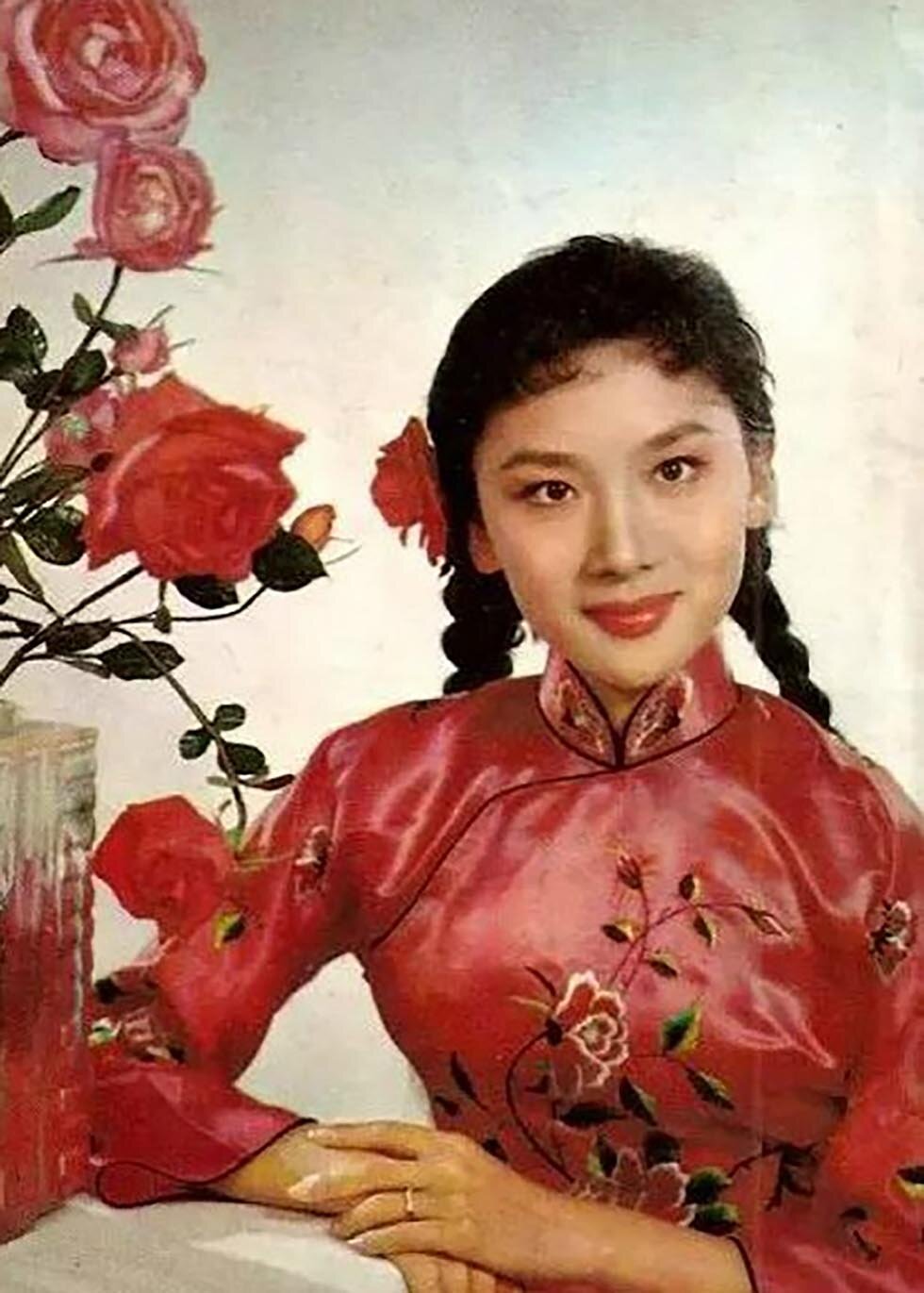 1956.新婚第一夜 黑白 标清 香港 豆瓣7.2 夏梦