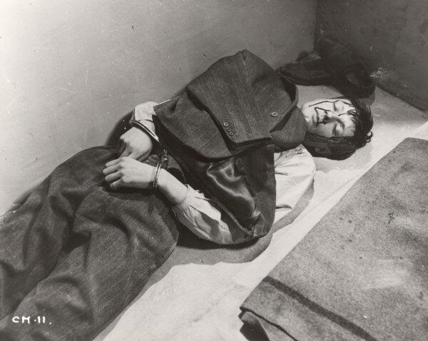 1956.死囚越狱.黑白 中字 法国战争惊悚 高清 豆瓣8.5 A.Man.Escaped.BluRay.720p.x264.AC3-CMCT