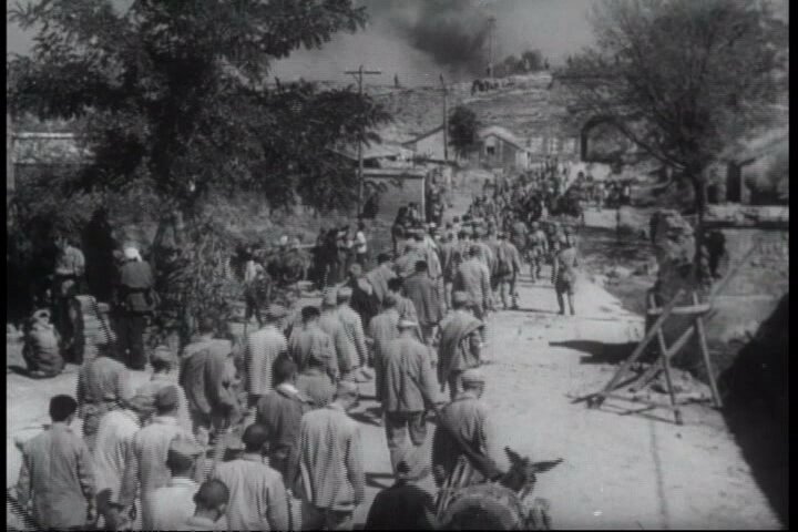 1957.战斗里成长 黑白 标清 八一 豆瓣6.1 田丹