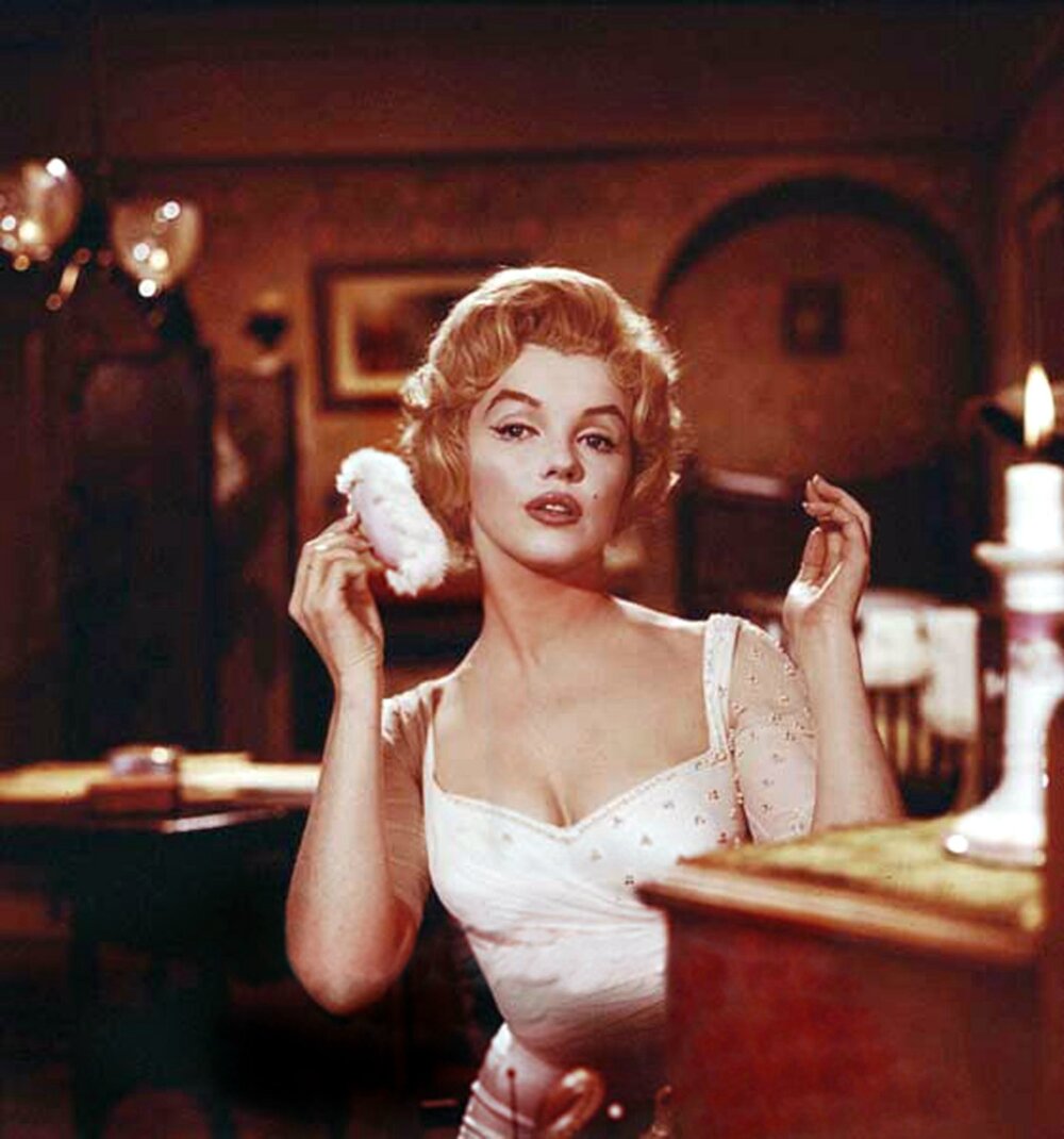 1957.游龙戏凤 彩色 中字 英美喜剧爱情 豆瓣7.2 玛丽莲梦露 the prince and the showgirl