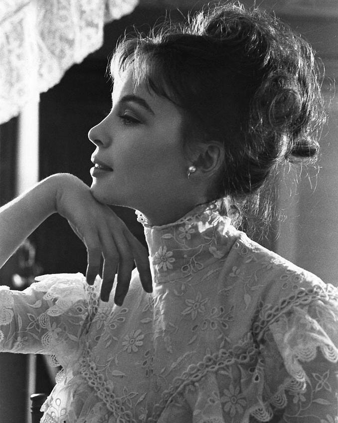 1958.金粉世界.Gigi.彩色 中字 美国喜剧爱情歌舞 高清 豆瓣6.7.HR-HDTV.AC3.1024X576.x264
