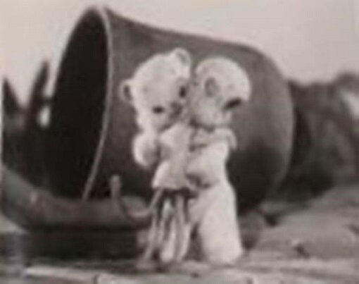 1958.小猴与白胖 彩色 清晰版