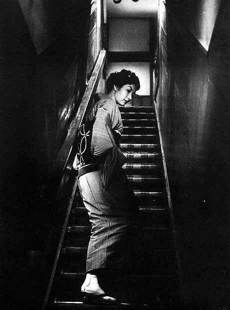 1960.女人步上楼梯时.黑白 中字 日本剧情 高清 豆瓣9.1 When.a.Woman.Ascends.the.Stairs.D9.3Audio.MiniSD
