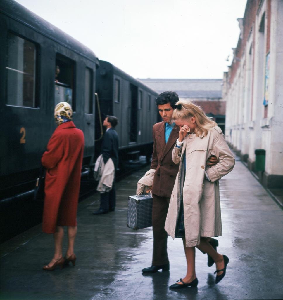 1964.瑟堡的雨伞 彩色 中字 法德爱情歌舞 豆瓣7.7 Les parapluies de Cherbourg