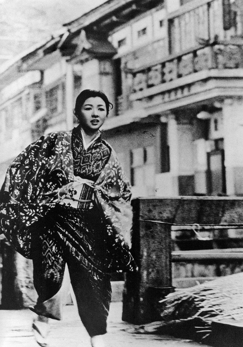 1964.情迷意乱.黑白 中字 高清 日本爱情家庭 豆瓣9.0 Yearning.BD1080P