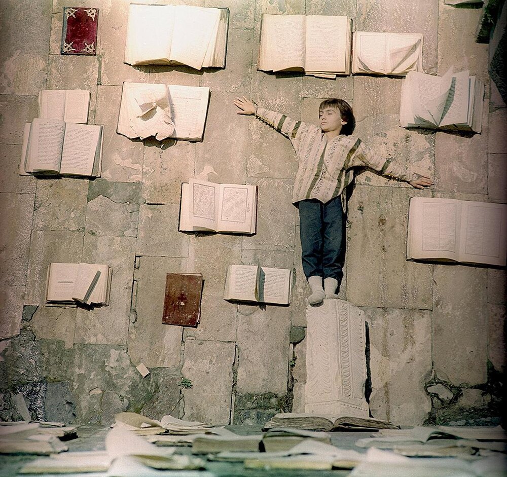 1968.石榴的颜色.彩色中字 苏联传记音乐 标清 豆瓣8.6 The.Color.of.Pomegranates.Sergei.Paradjanov,.DVDRip.XviD