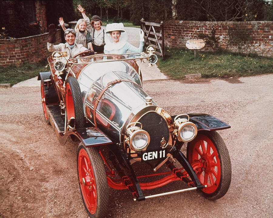 1968.飞天万能车.彩色中字 清晰 英国喜剧歌舞奇幻 豆瓣7.6 Chitty.Chitty.Bang.Bang.BD.MiniSD-TLF