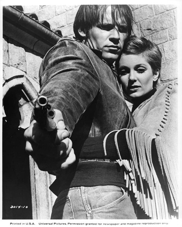 1968.独行铁金刚 彩色中字 高清 美国惊悚犯罪西部 豆瓣6.4 coogans.bluff.bluray.x264