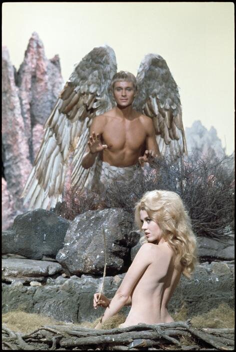 1968.太空英雌芭芭丽娜 彩色 中字 法意喜剧奇幻 高清 豆瓣6.6 Barbarella.BluRay.720p.x264.AC3-CMCT