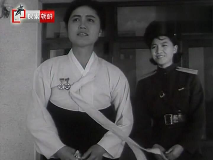 1970.原形毕露 黑白 国语 标清有水印 朝鲜悬疑 豆瓣6.0