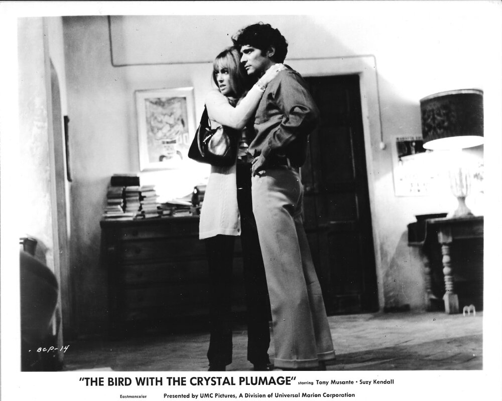 1970.摧花手 彩色中字 高清 意德恐怖悬疑 豆瓣6.7The.Bird.With.The.Crystal.Plumage.DVDRip.AC3.Dual.Audio