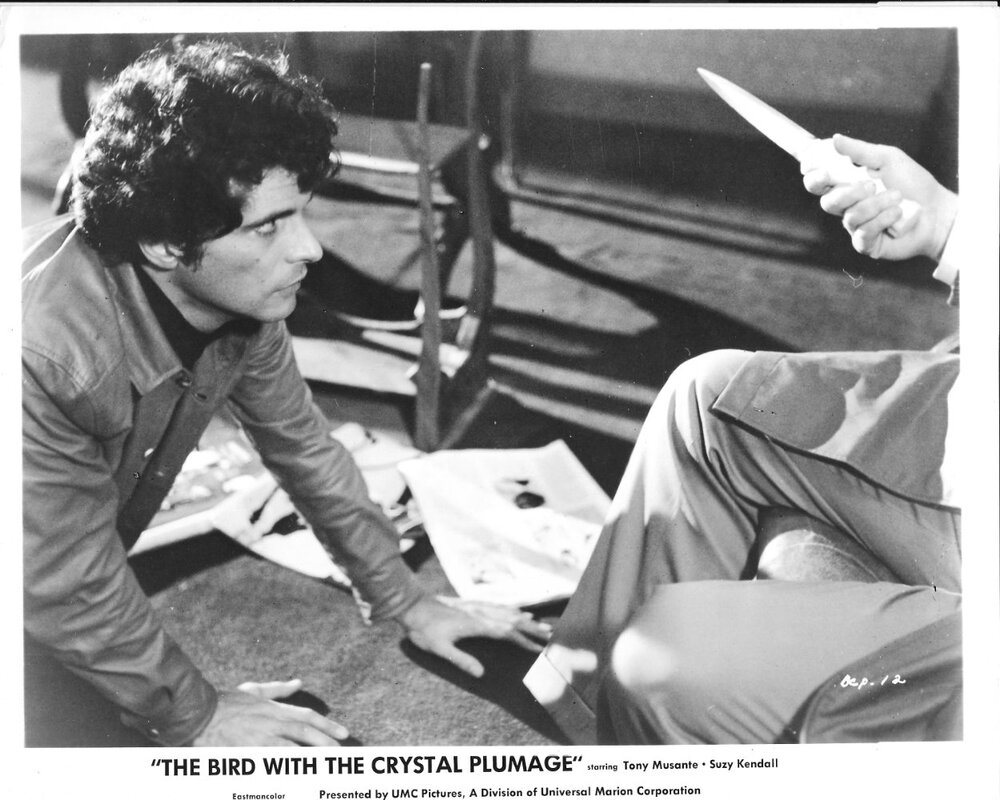 1970.摧花手 彩色中字 高清 意德恐怖悬疑 豆瓣6.7The.Bird.With.The.Crystal.Plumage.DVDRip.AC3.Dual.Audio