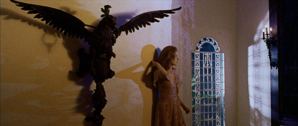 1973.邪魔的弥赛亚.彩色中字 高清 美国恐怖 豆瓣7.2 Messiah.of.Evil 1080p.BluRay.x265