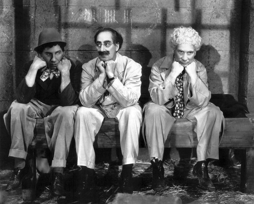 1946.卡萨布兰卡之夜 黑白 中字 高清 美国喜剧 豆瓣8.3 A Night in Casablanca. BluRay