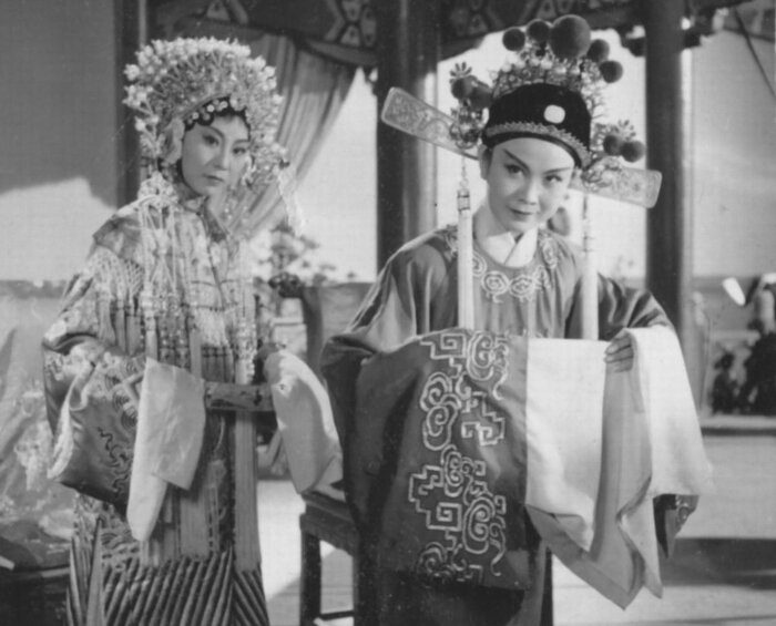 1959.黄梅戏电影 女驸马 严凤英 黑白 中字 标清 豆瓣8.9