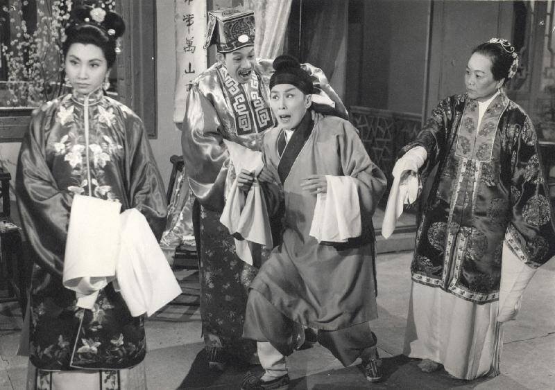 1960.粤剧电影 红梅白雪贺新春 任剑辉 黑白中字 标清 香港喜剧