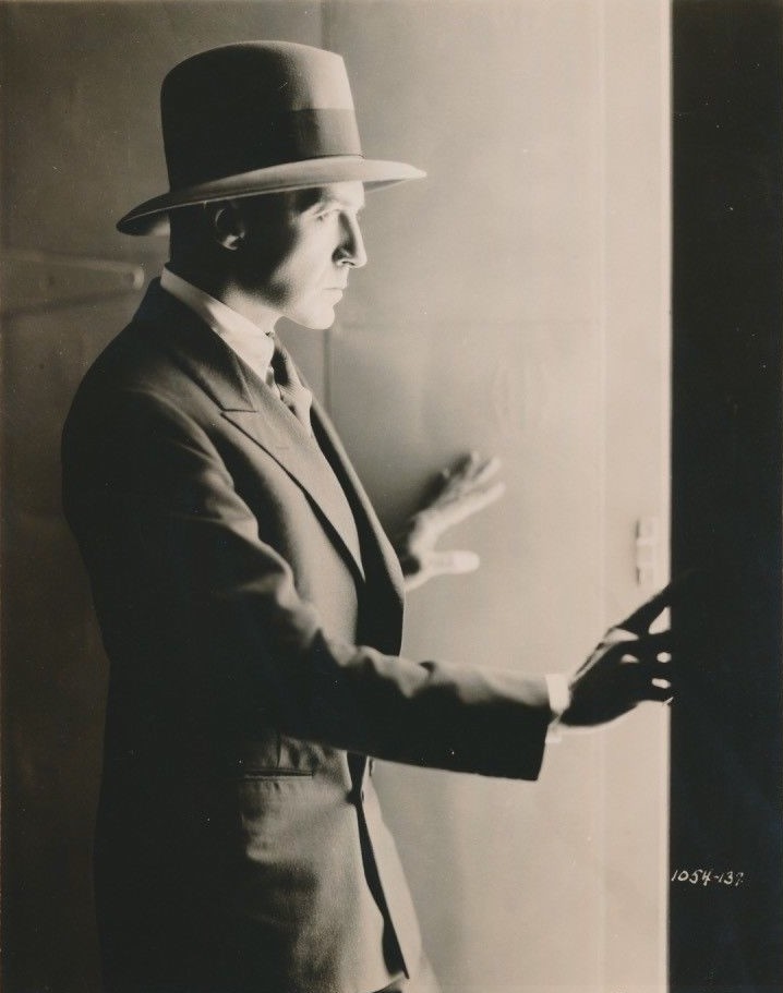 1927.地下世界 默片 中字 黑白 标清 美国犯罪 豆瓣7.8 Underworld.D9.CC.MiniSD-TLF