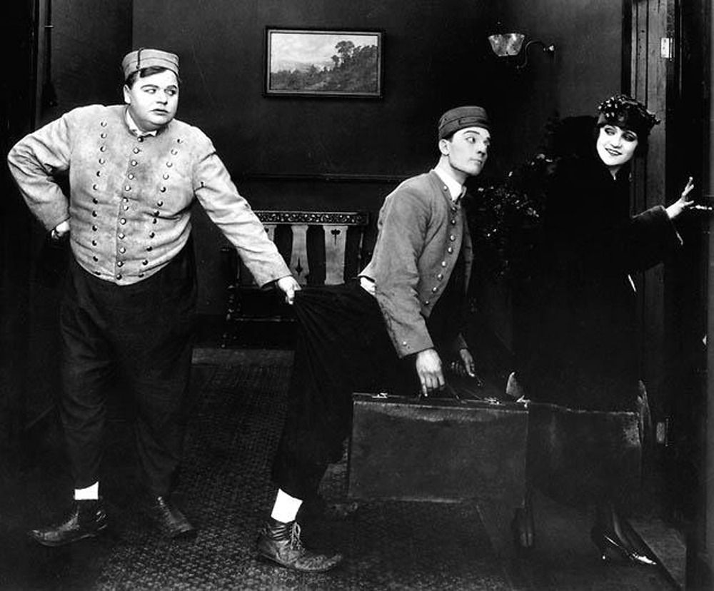 1918.大堂服务生  默片 无中字 黑白 高清 美国喜剧短片 豆瓣6.8 The Bell Boy