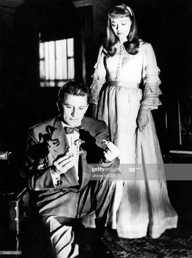 1950.玻璃动物园 黑白无字 美国剧情 标清 豆瓣无分 The Glass Menagerie